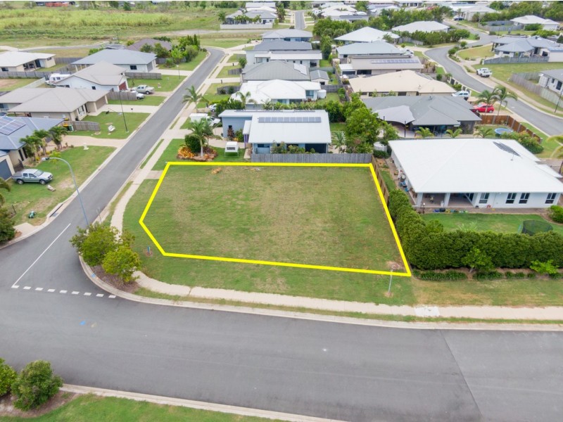2 Tamarind Crescent, Proserpine QLD 4800