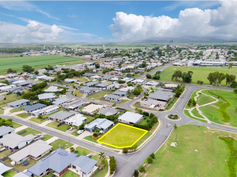 2 Tamarind Crescent, Proserpine QLD 4800