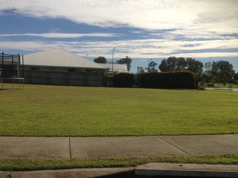 2 Tamarind Crescent, Proserpine QLD 4800