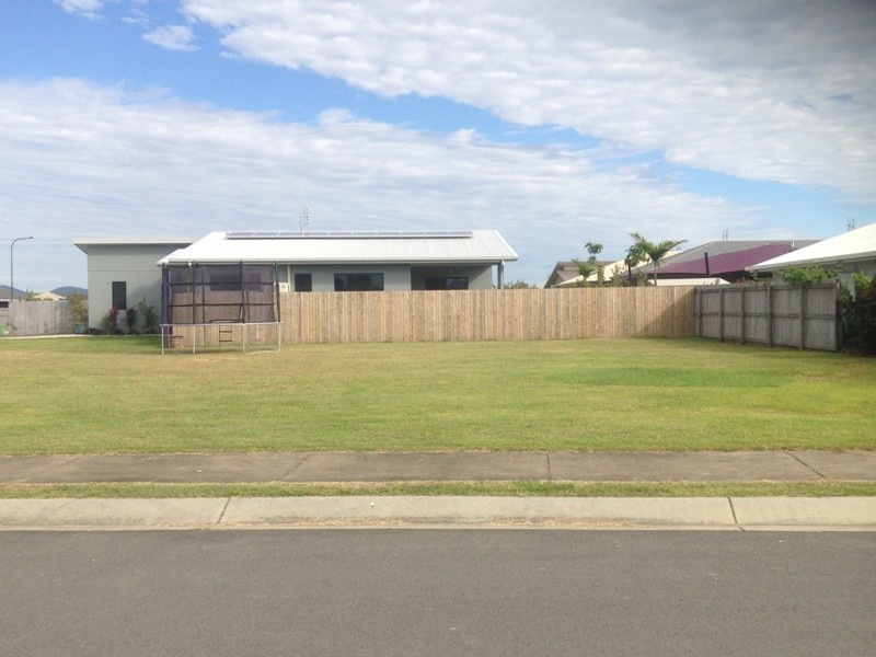 2 Tamarind Crescent, Proserpine QLD 4800