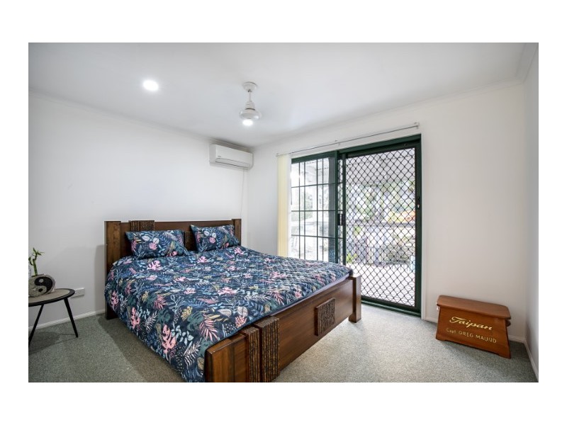 1 Sandpiper Crescent, Jubilee Pocket QLD 4802
