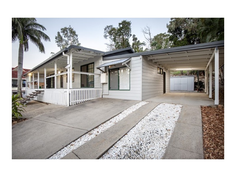 1 Sandpiper Crescent, Jubilee Pocket QLD 4802