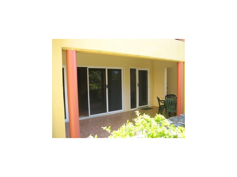 10/24 Island Drive, Cannonvale QLD 4802