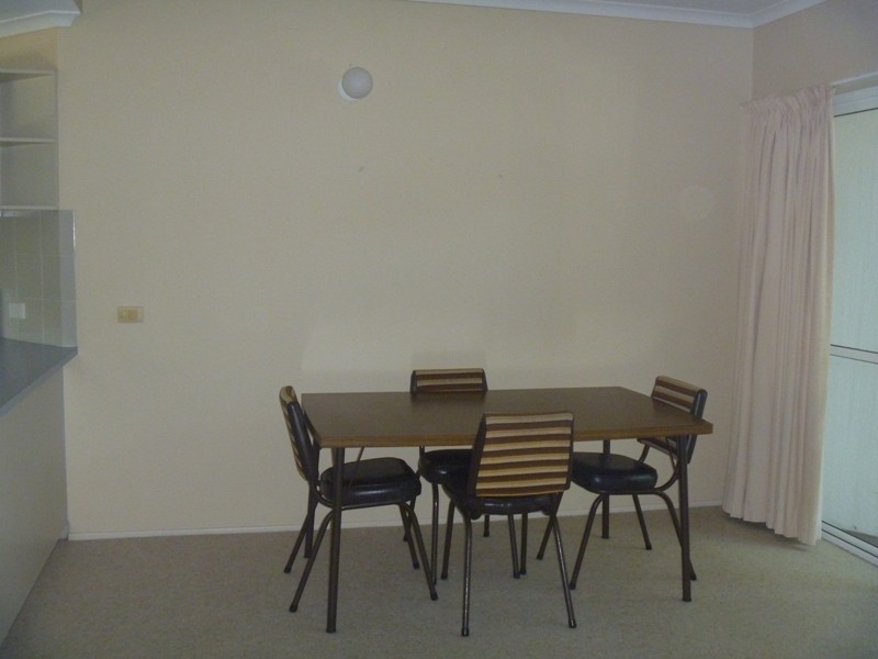 2/9 Erromango Drive, Jubilee Pocket QLD 4802