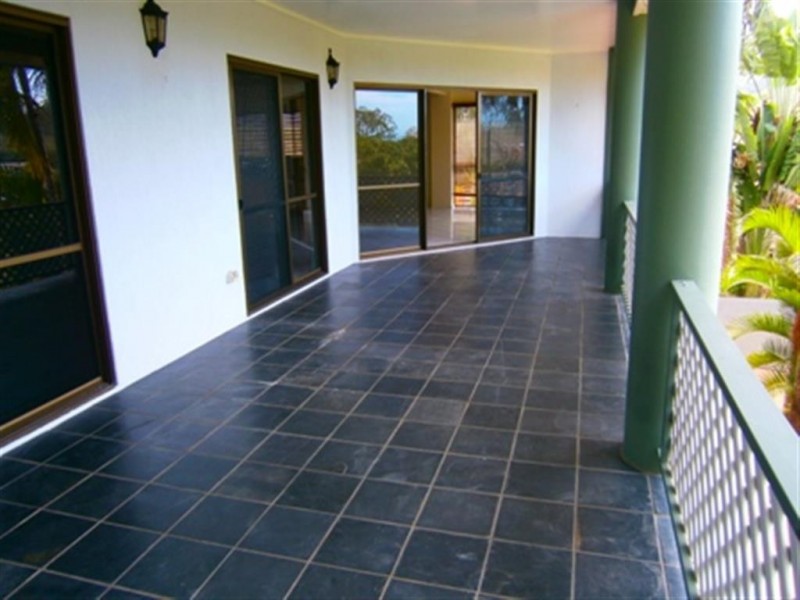 6 South Molle Blvd, Cannonvale QLD 4802