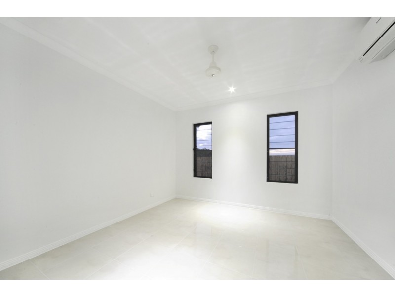 21 Corrimandle Grove, Cannonvale QLD 4802