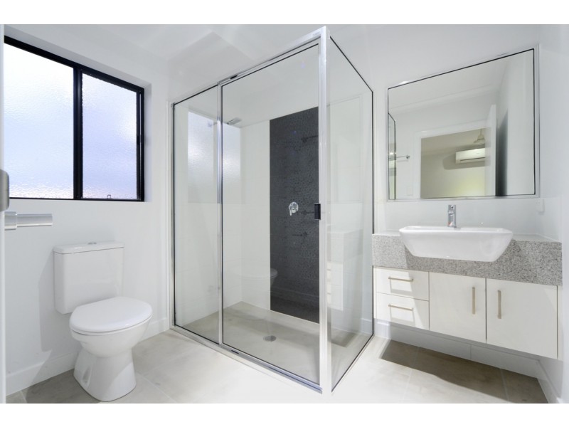 21 Corrimandle Grove, Cannonvale QLD 4802