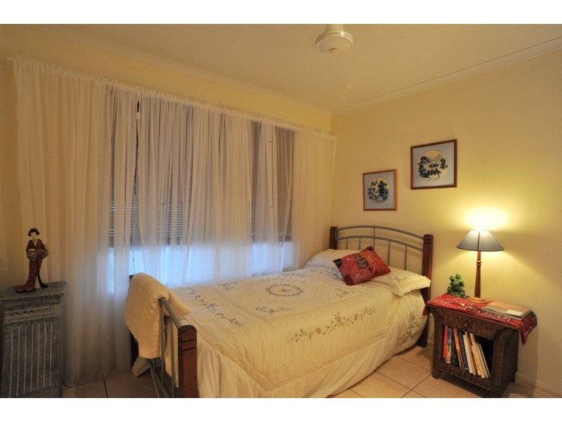 16 Daydream Court, Cannonvale QLD 4802