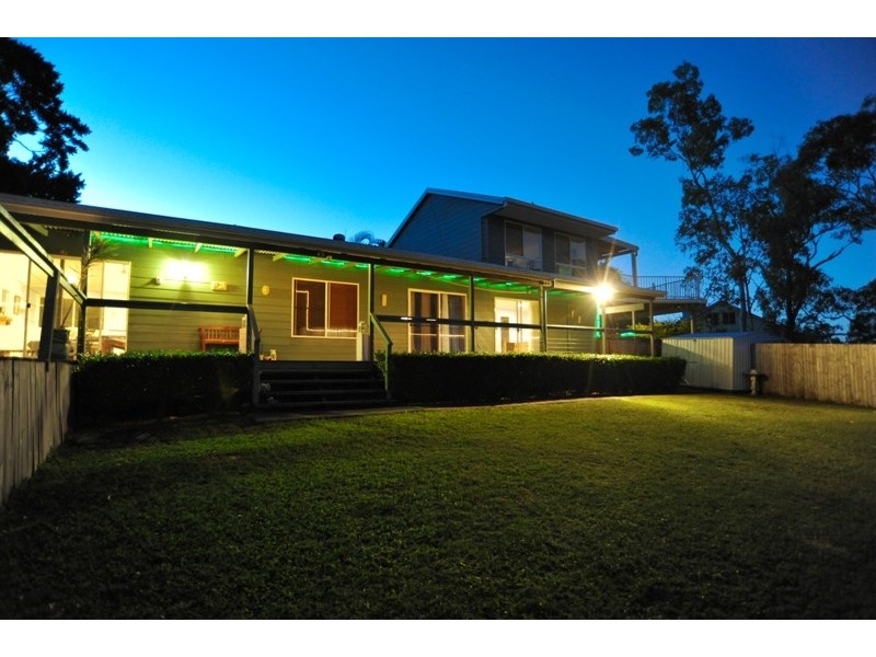 16 Daydream Court, Cannonvale QLD 4802