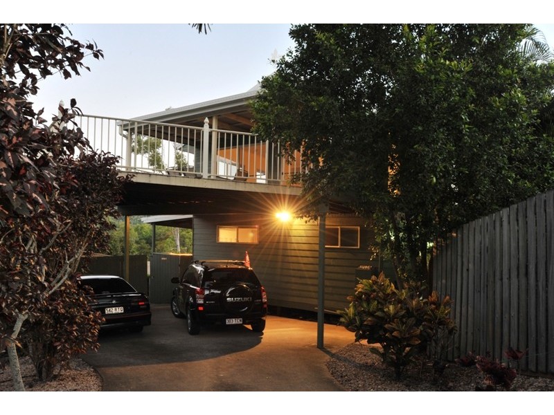 16 Daydream Court, Cannonvale QLD 4802