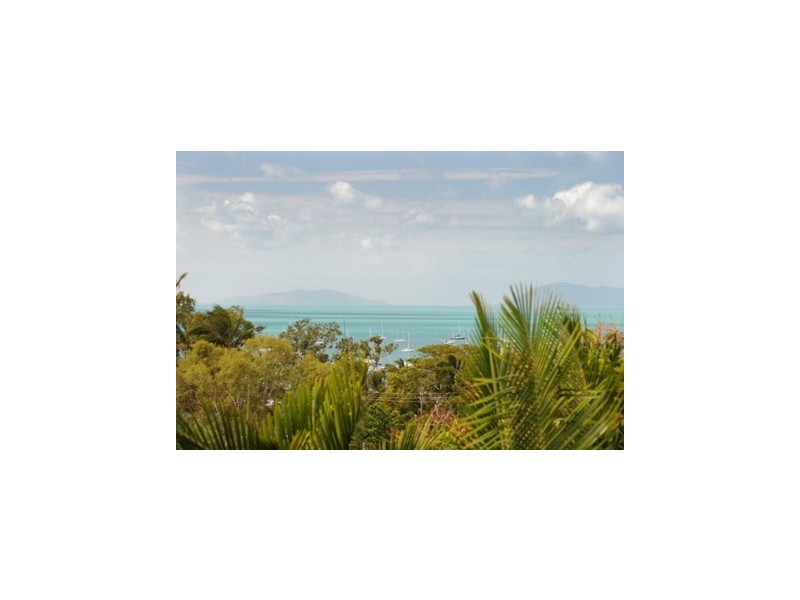 11 Orana Street, Airlie Beach QLD 4802