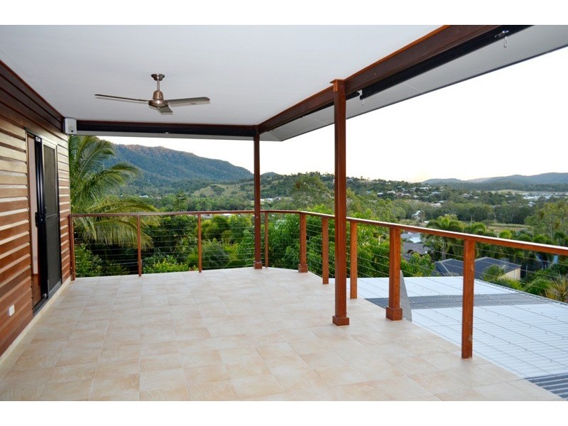 6 Golf Views Court, Cannonvale QLD 4802