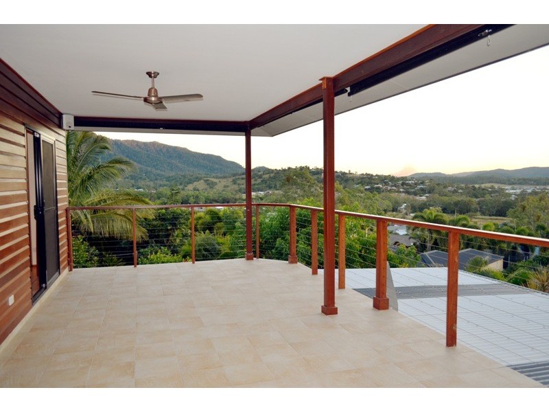 6 Golf Views Court, Cannonvale QLD 4802