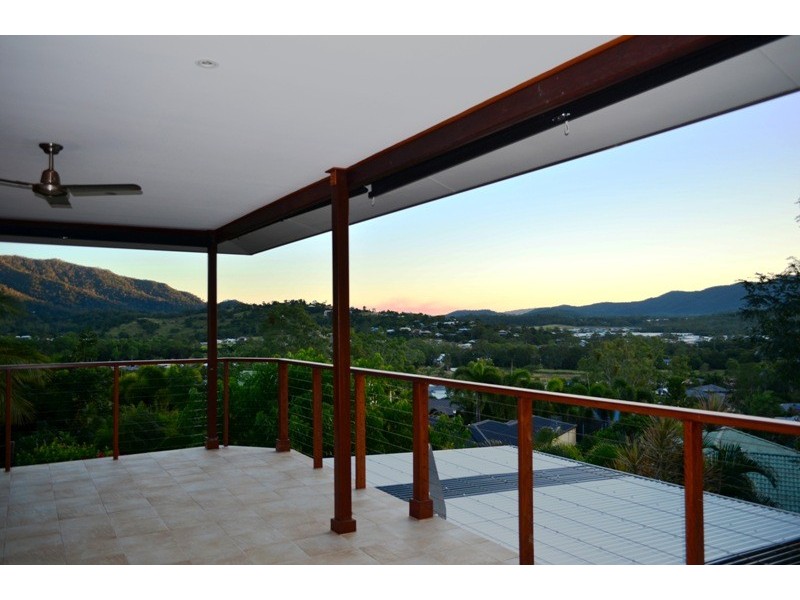 6 Golf Views Court, Cannonvale QLD 4802