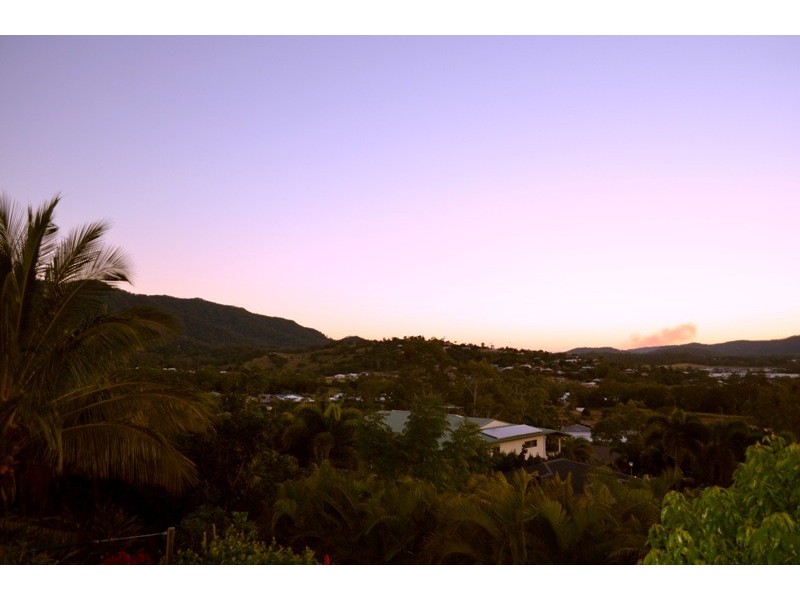 6 Golf Views Court, Cannonvale QLD 4802