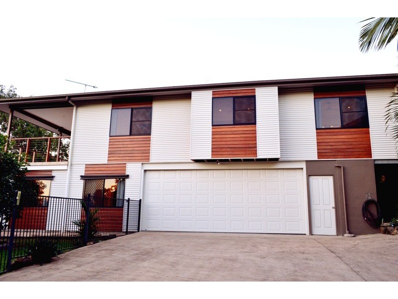 6 Golf Views Court, Cannonvale QLD 4802