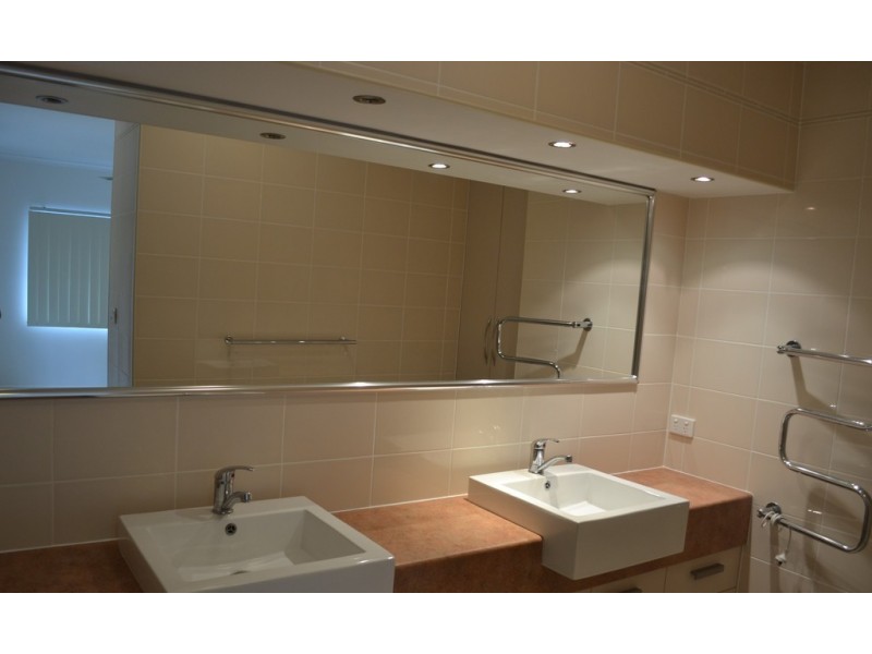 9/11 Maeva Street, Jubilee Pocket QLD 4802