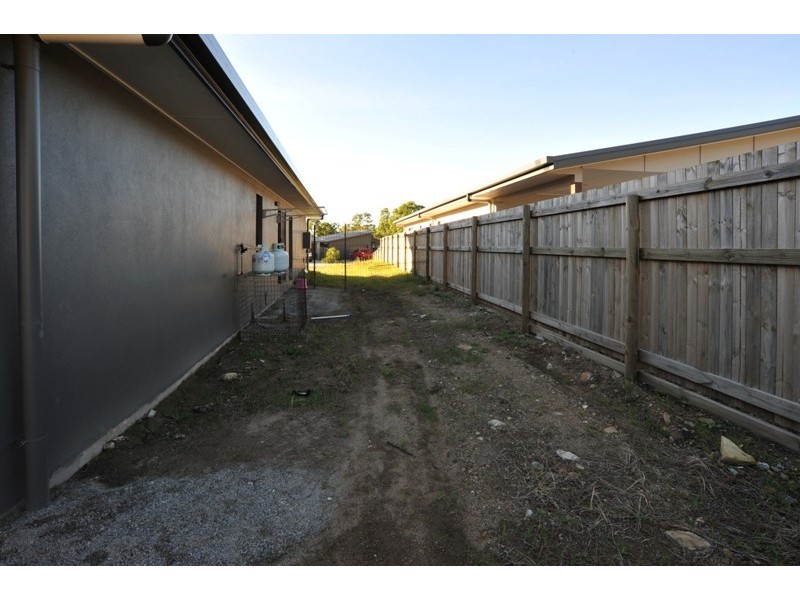 6 Twin Creek Court, Cannonvale QLD 4802