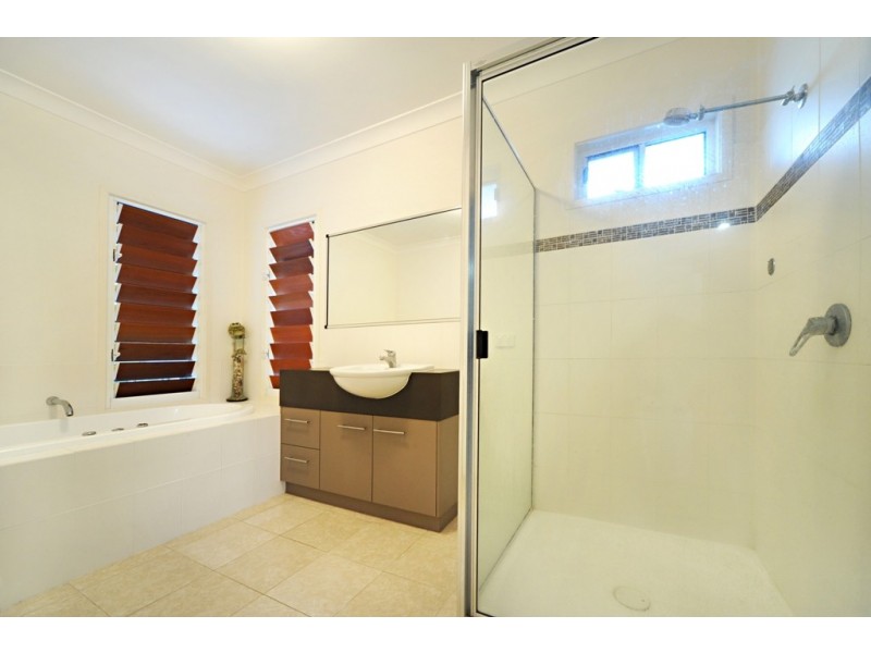 81 Abell Road, Cannonvale QLD 4802