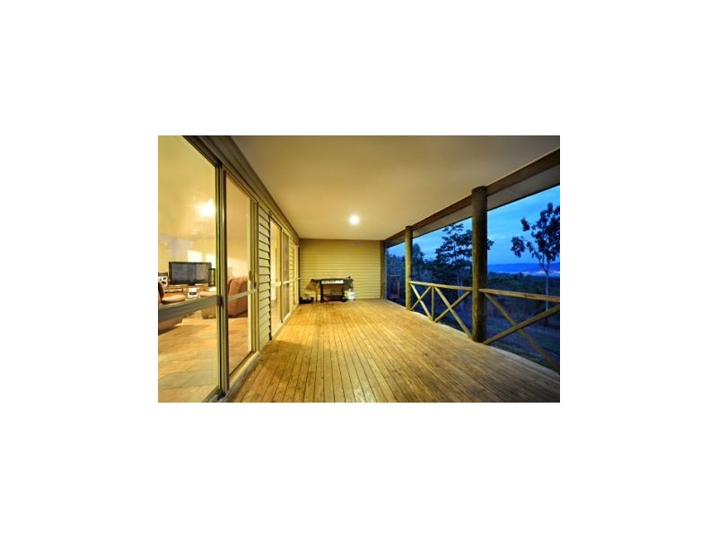 256 Paluma Road, Cannonvale QLD 4802