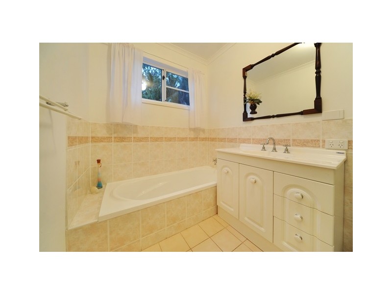 2 Cedar Crescent, Jubilee Pocket QLD 4802