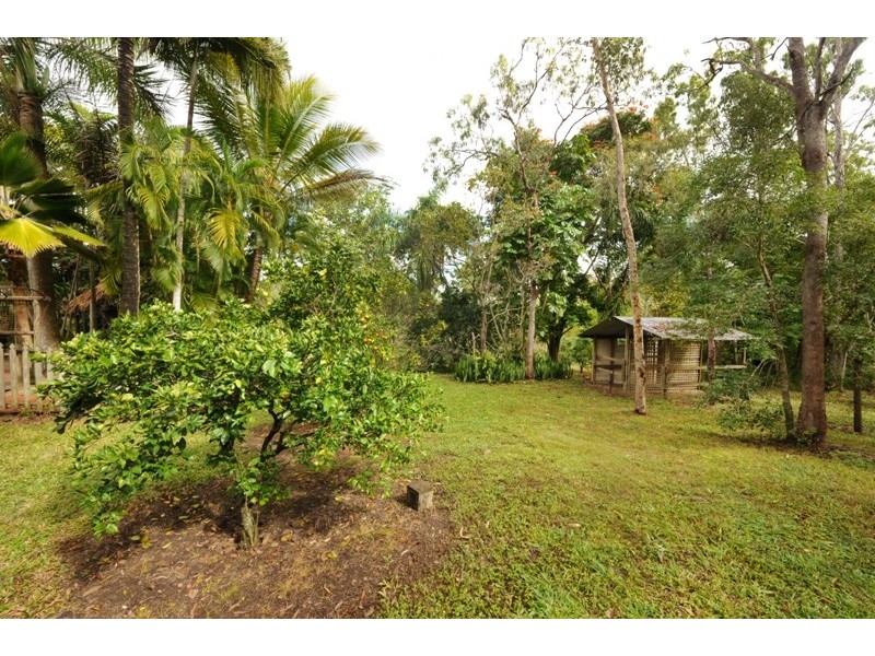 267 Sugarloaf Road, Sugarloaf QLD 4800