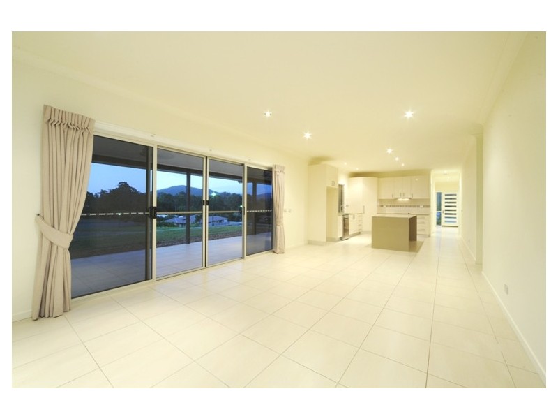 12 Armada Crescent, Jubilee Pocket QLD 4802