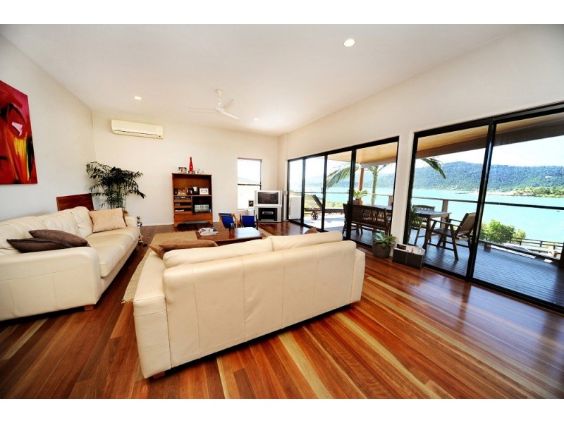 5 Mazlin Street, Airlie Beach QLD 4802