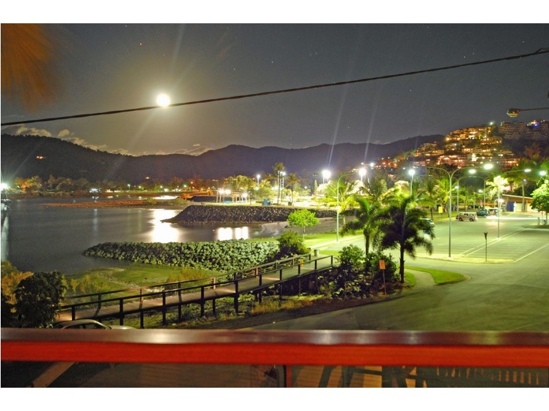 5 Mazlin Street, Airlie Beach QLD 4802
