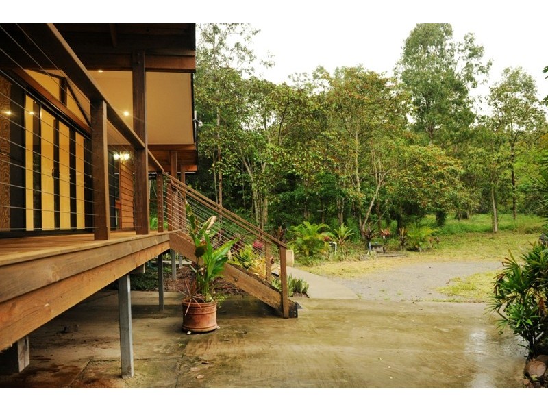 233 Paluma Road, Cannonvale QLD 4802