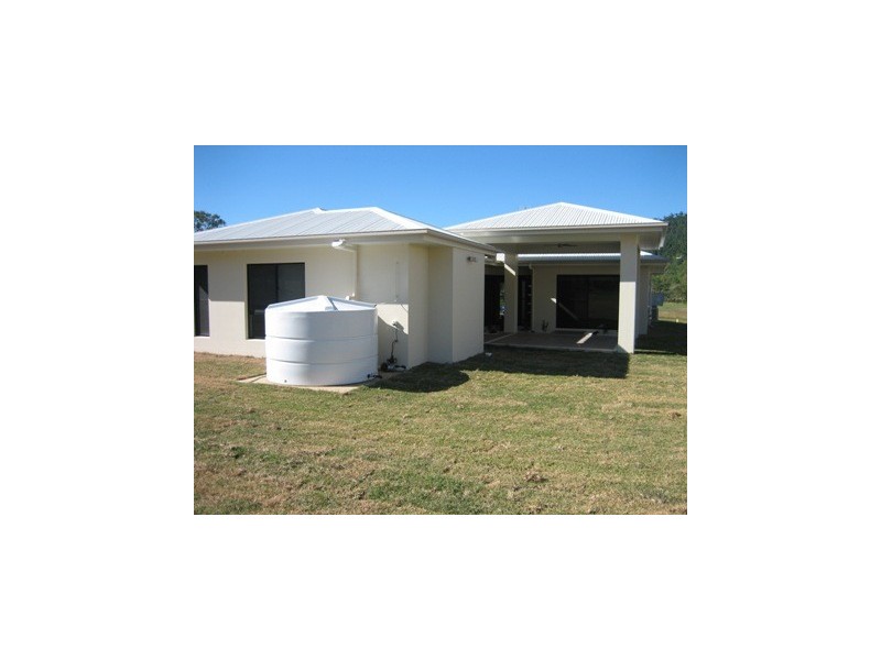 28 Parker Road, Cannonvale QLD 4802