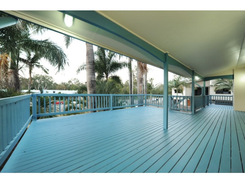 14 Schnapper Street, Cannonvale QLD 4802