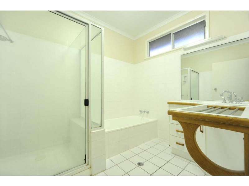 14 Schnapper Street, Cannonvale QLD 4802