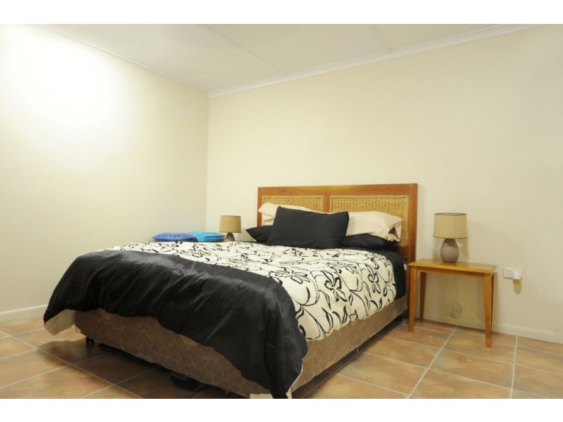 14 Schnapper Street, Cannonvale QLD 4802