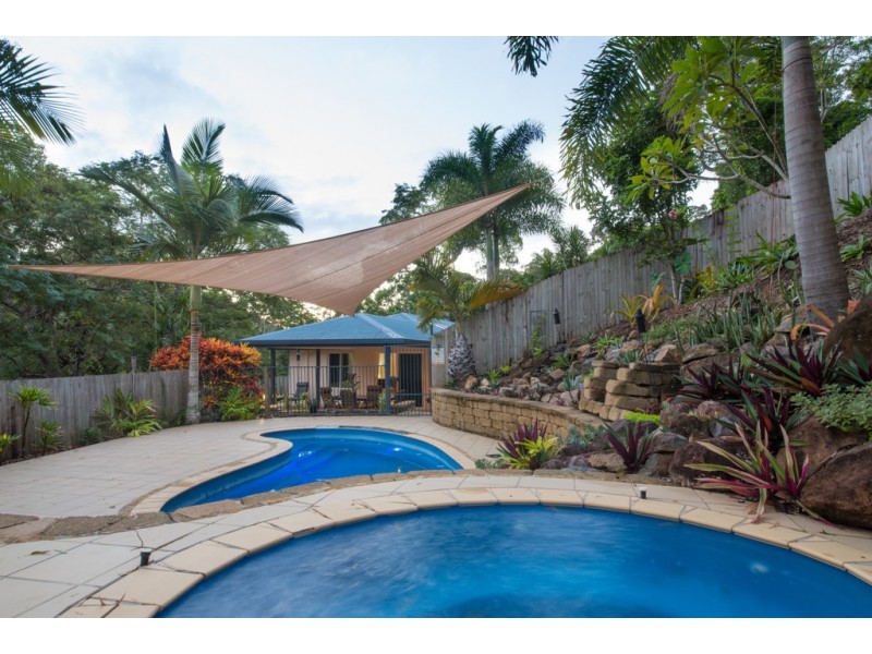 65 Namanula Drive, Flametree QLD 4802