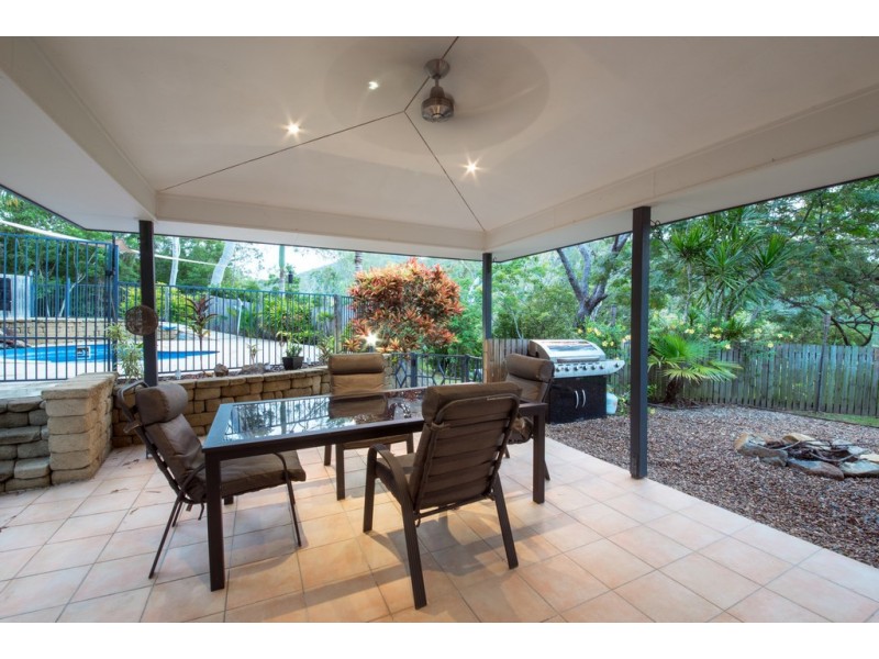 65 Namanula Drive, Flametree QLD 4802