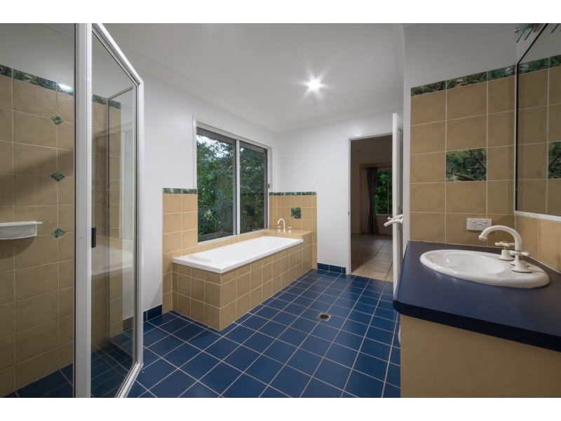 65 Namanula Drive, Flametree QLD 4802