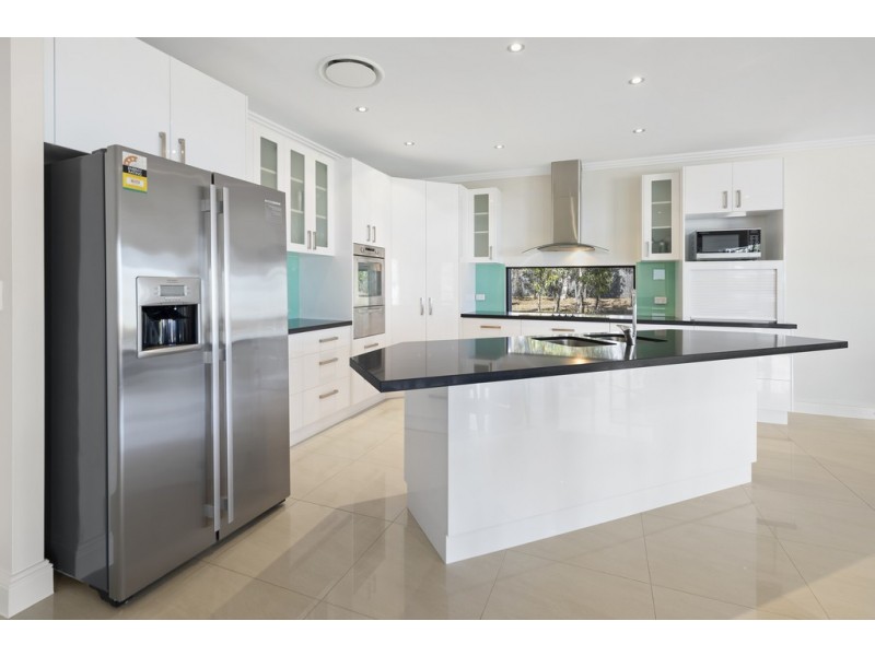 38 Trochus Street, Dingo Beach QLD 4800