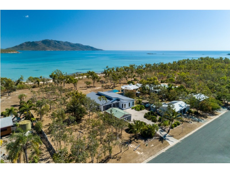 38 Trochus Street, Dingo Beach QLD 4800