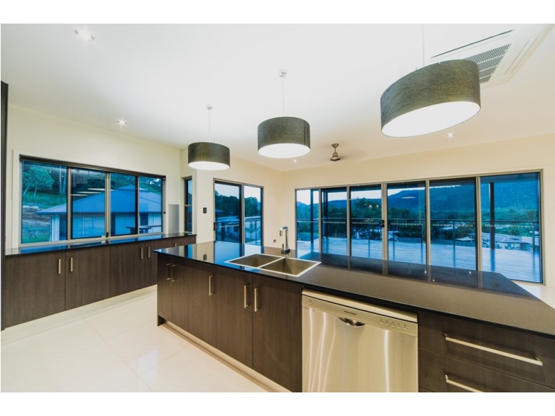 2 Armada Crescent, Jubilee Pocket QLD 4802