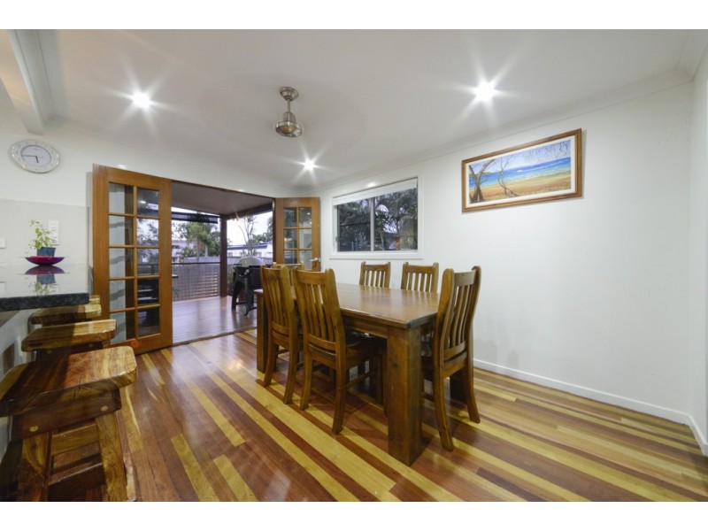 5 Salmon Street, Cannonvale QLD 4802