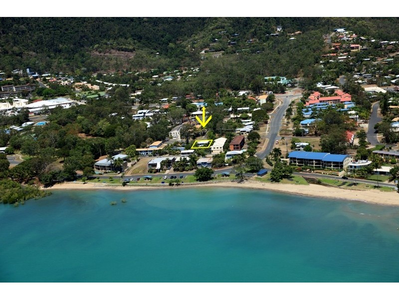 5 Salmon Street, Cannonvale QLD 4802