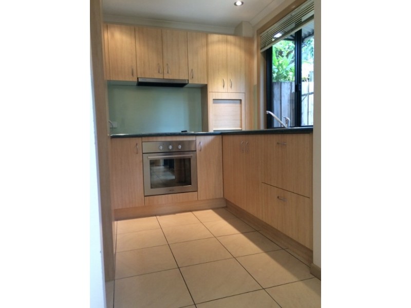 9/164 Shute Harbour Road, Cannonvale QLD 4802