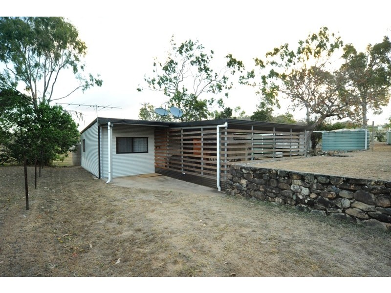 30 Pioneer Drive, Dingo Beach QLD 4800