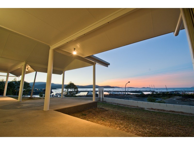 1 Airlie Crescent, Airlie Beach QLD 4802