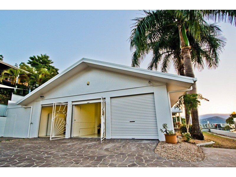 1 Airlie Crescent, Airlie Beach QLD 4802