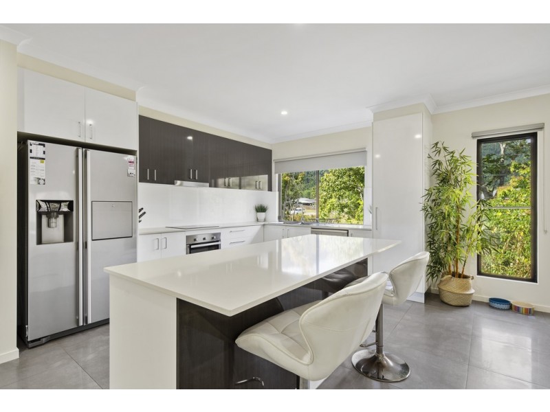 48 Parker Road, Cannonvale QLD 4802