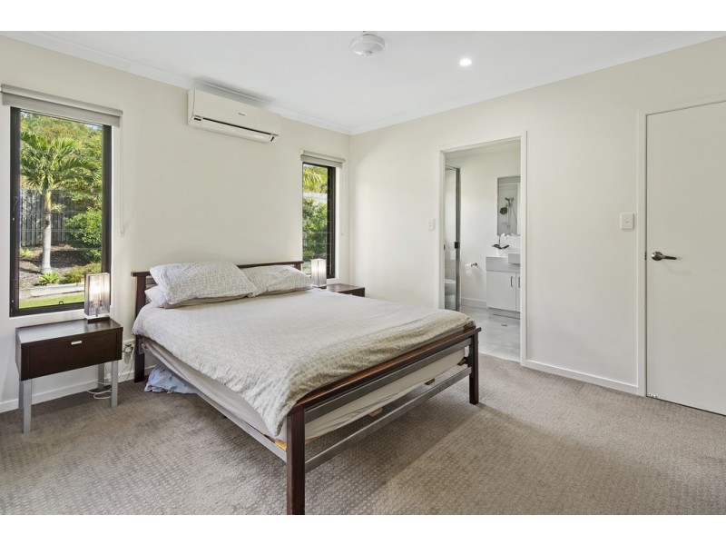 48 Parker Road, Cannonvale QLD 4802