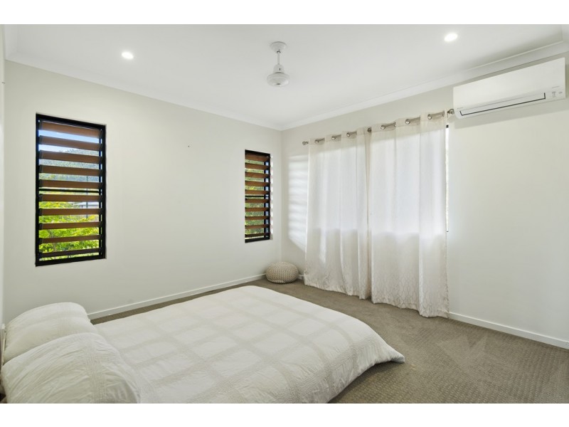 48 Parker Road, Cannonvale QLD 4802