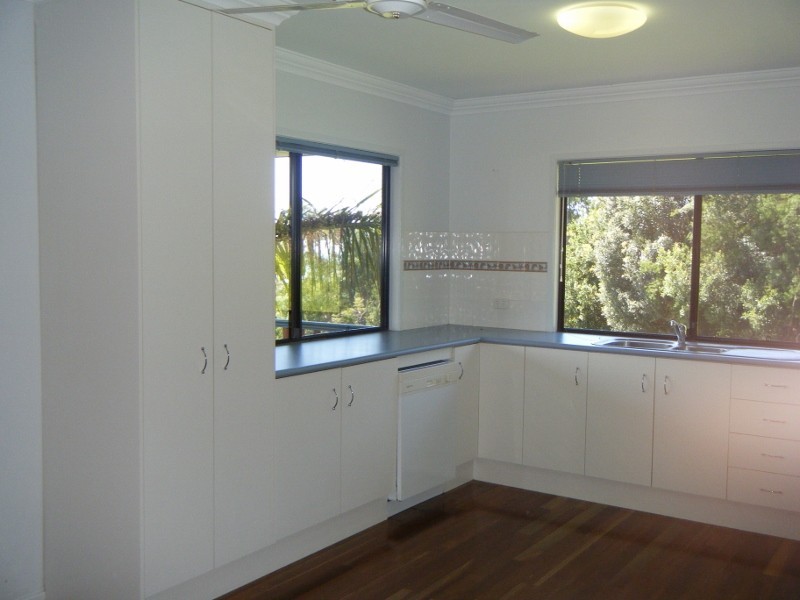 48 Country Road, Cannonvale QLD 4802